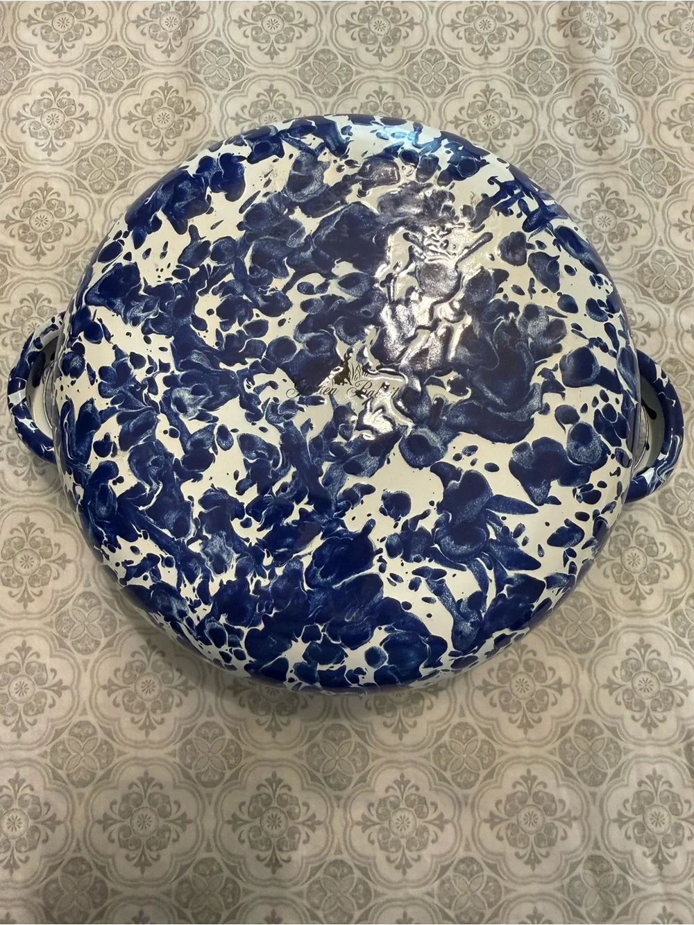 Golden Rabbit Enamelware Dutch Oven 2.5 qt Cobalt Blue & White Swirl